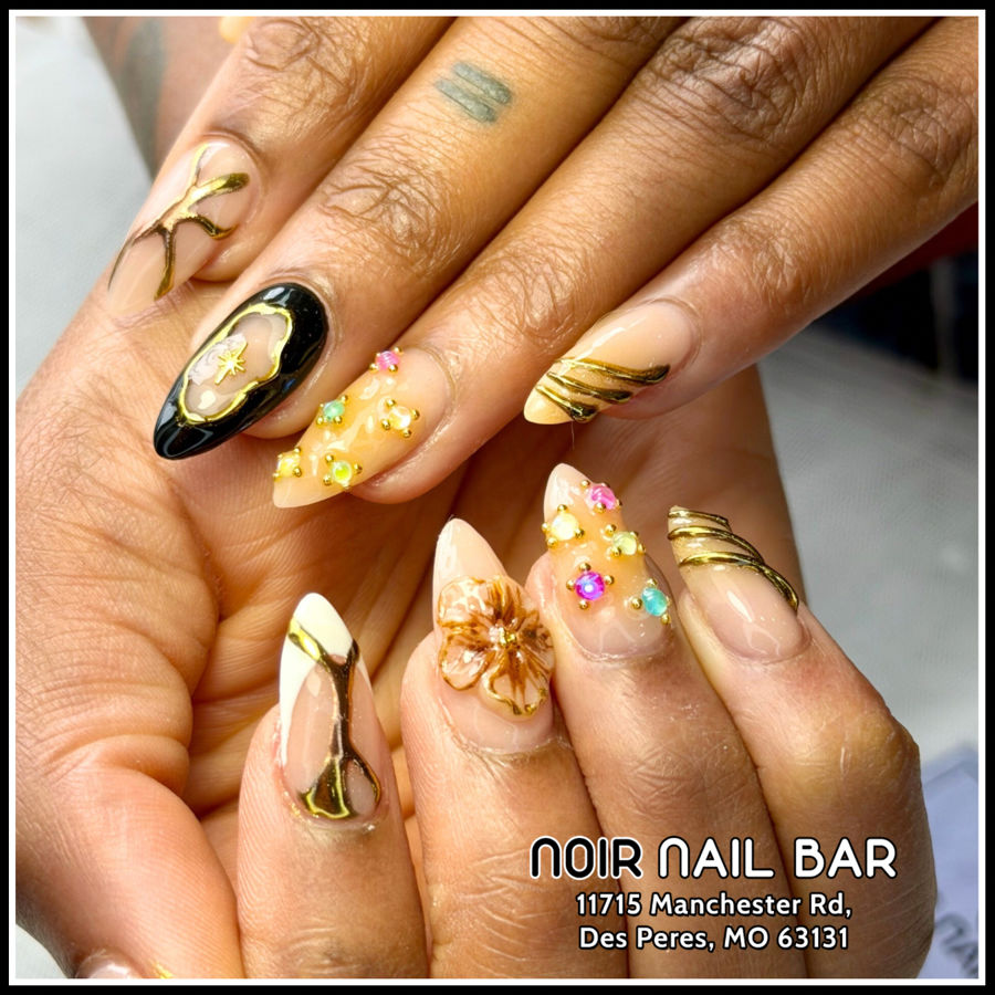 Noir Nail Bar in Des Peres, MO 63131